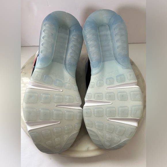 BRAND NEW IN ORIGINAL BOX Nike 2090 Be True Air Max - Size 11.5 US - PRIDE - Picture 3 of 13